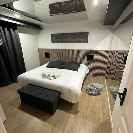 Appartement 50 Nuances De Rouge à Guebwiller Extérieur photo